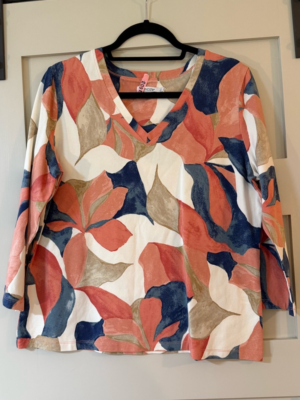 Chico's V-Neck Floral Leaf Print Top — Coral, Navy & Tan